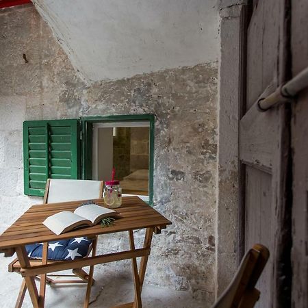 Studio Apartman "Brce" Kaštela Extérieur photo