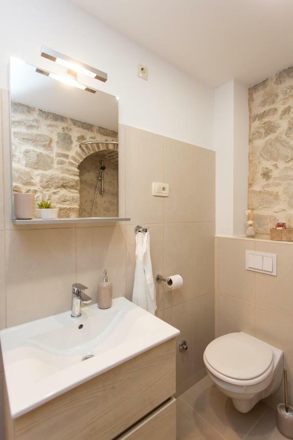 Studio Apartman "Brce" Kaštela Extérieur photo