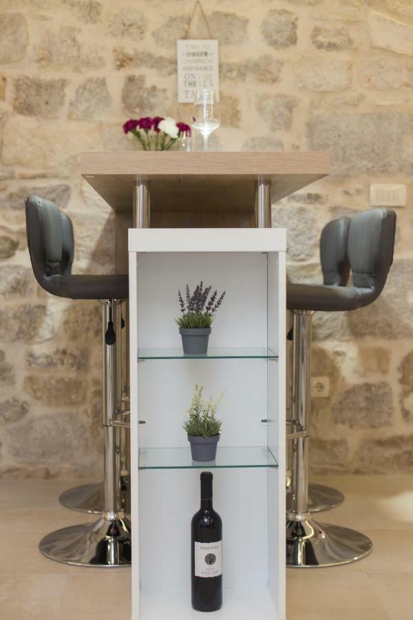 Studio Apartman "Brce" Kaštela Extérieur photo
